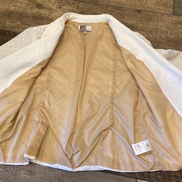 Kut from the Kloth Eyelet White  Blazer L - Picture 7 of 10